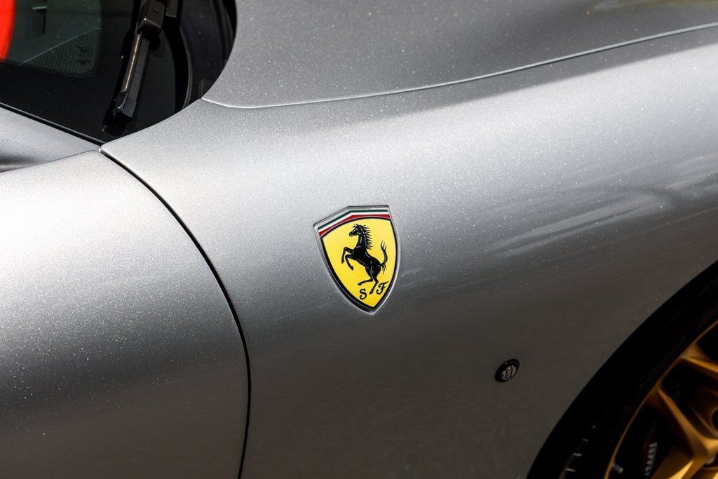 Used 2024 Ferrari Roma Spider RWD image 19