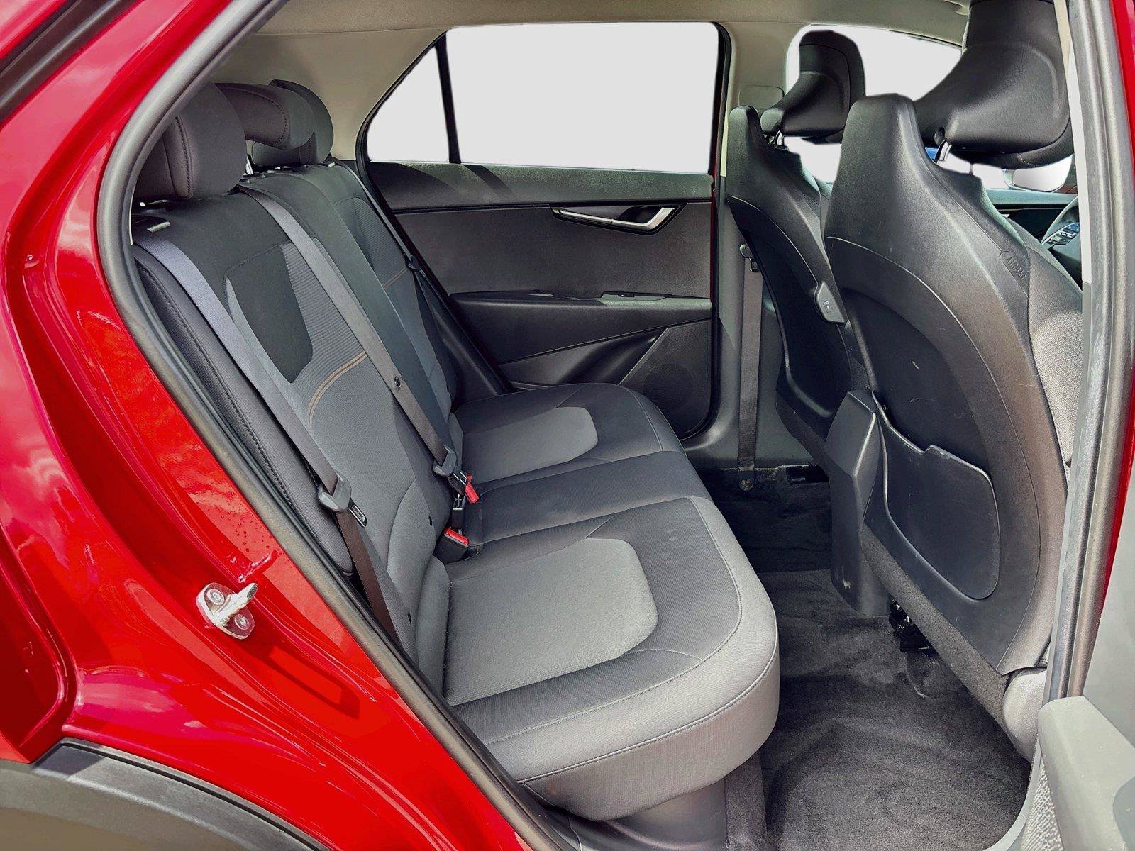 Used 2025 Kia Niro LX FWD image 24
