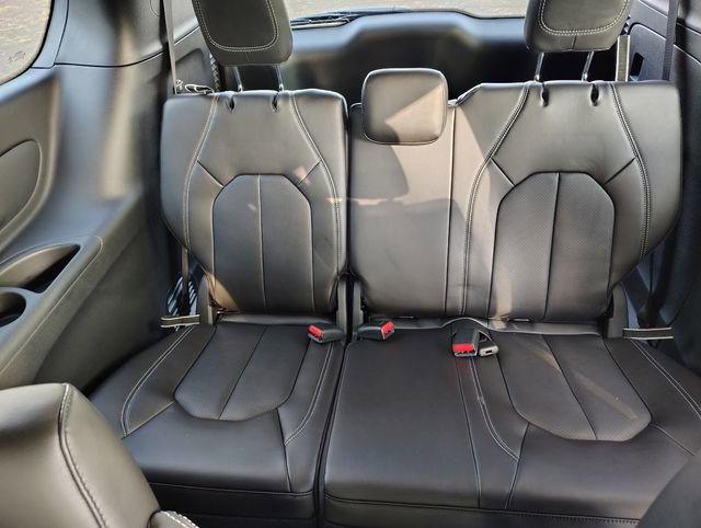 New 2026 Chrysler Pacifica Select w/ S Appearance Package FWD image 31