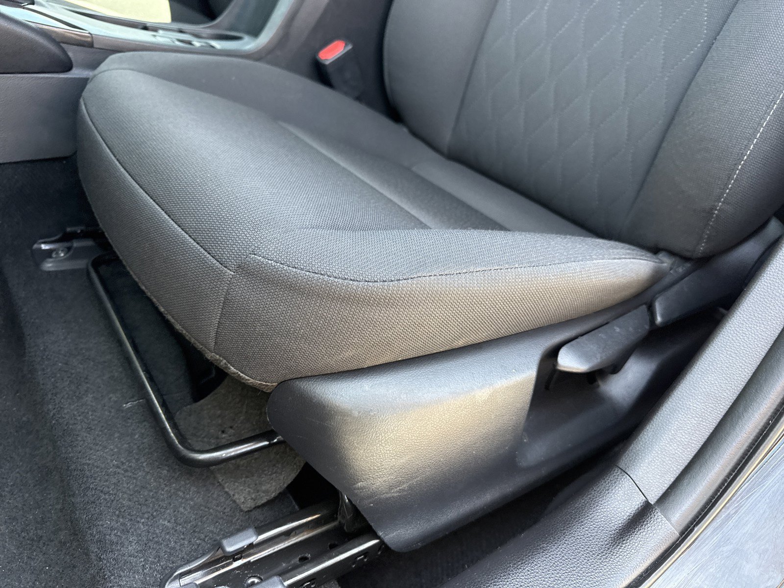 Used 2024 Toyota Corolla LE FWD image 16