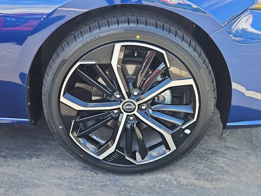 Used 2024 Nissan Altima 2.5 SR FWD image 30