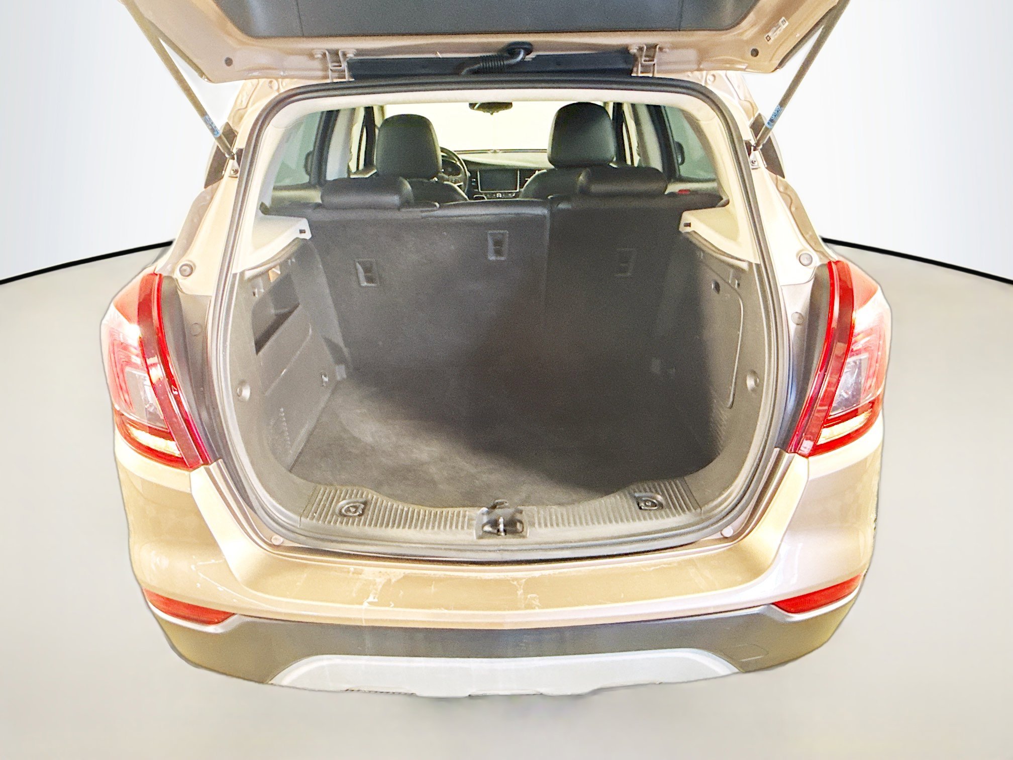 Used 2019 Buick Encore Preferred w/ Safety Package FWD image 35