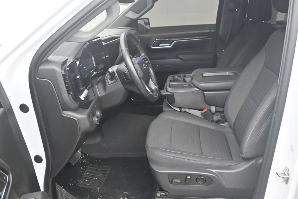 Used 2024 Chevrolet Silverado 1500 RST RWD image 10