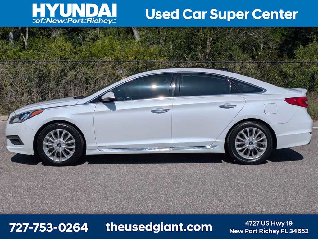 Used 2015 Hyundai Sonata Limited w/ Option Group 06 FWD image 2