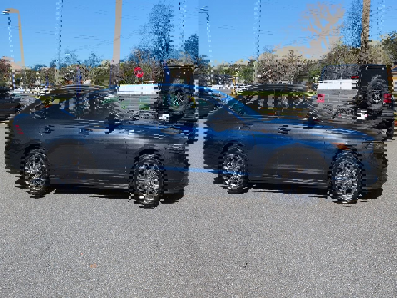 Used 2024 Honda Accord EX image 3