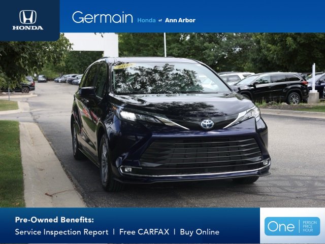 Used 2023 Toyota Sienna XLE