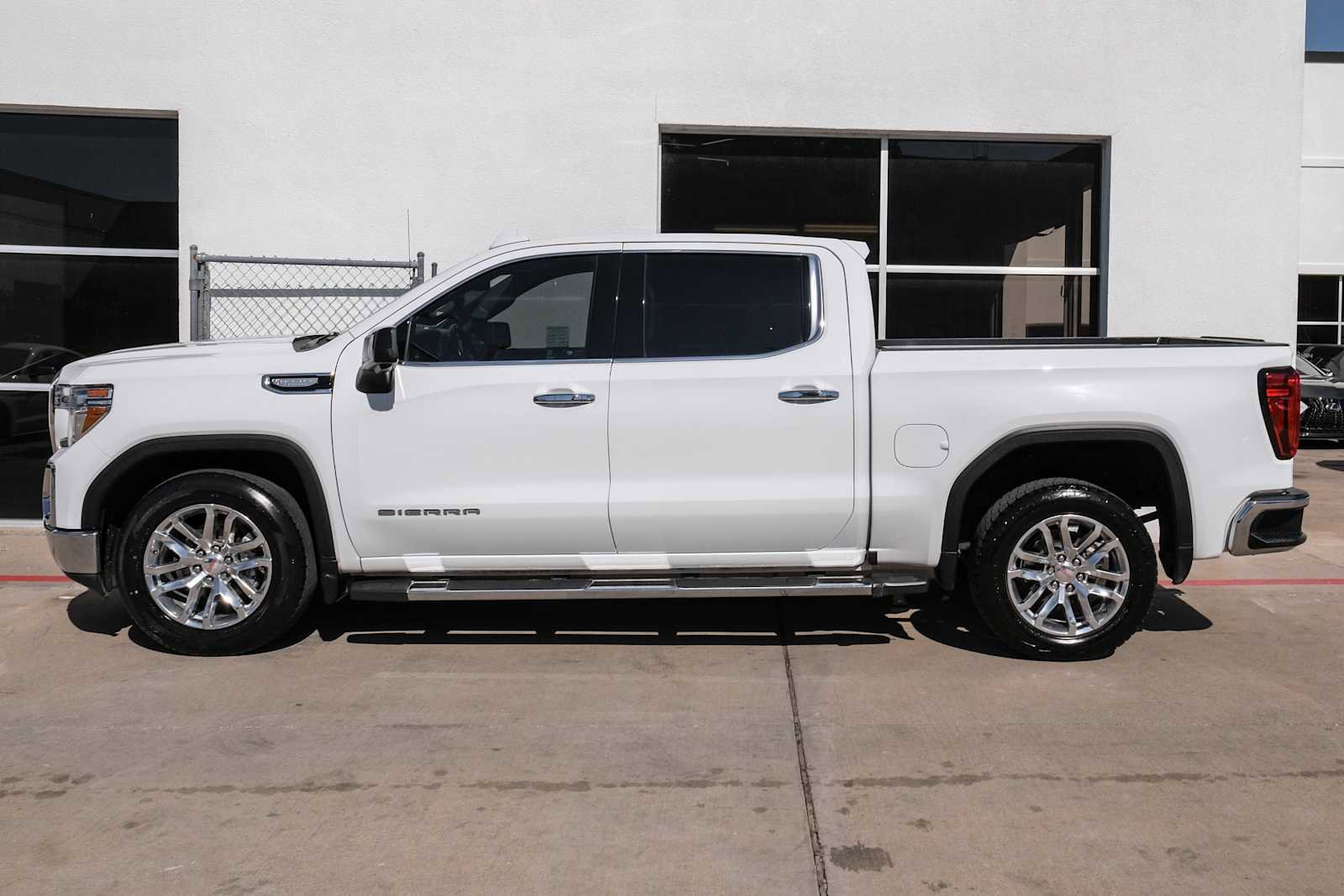 Used 2020 GMC Sierra 1500 SLT image 12