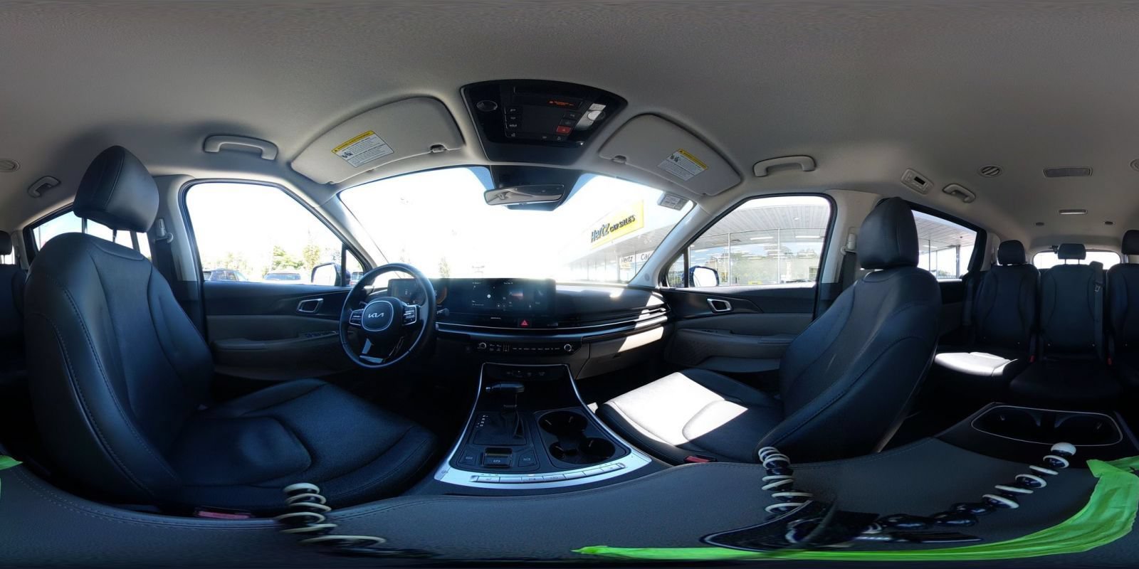 Used 2026 Kia Carnival FWD image 37