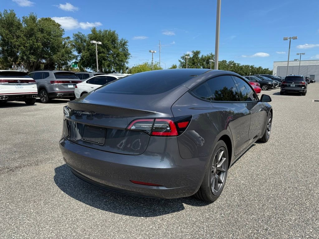 Used 2021 Tesla Model 3 Standard Range Plus RWD image 9