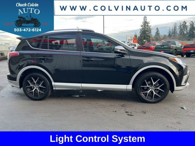 Used 2016 Toyota RAV4 SE image 6