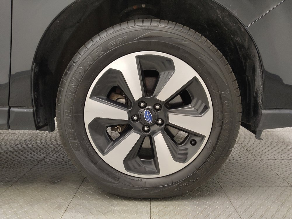 Used 2017 Subaru Forester 2.5i Premium w/ All-Weather Package image 31