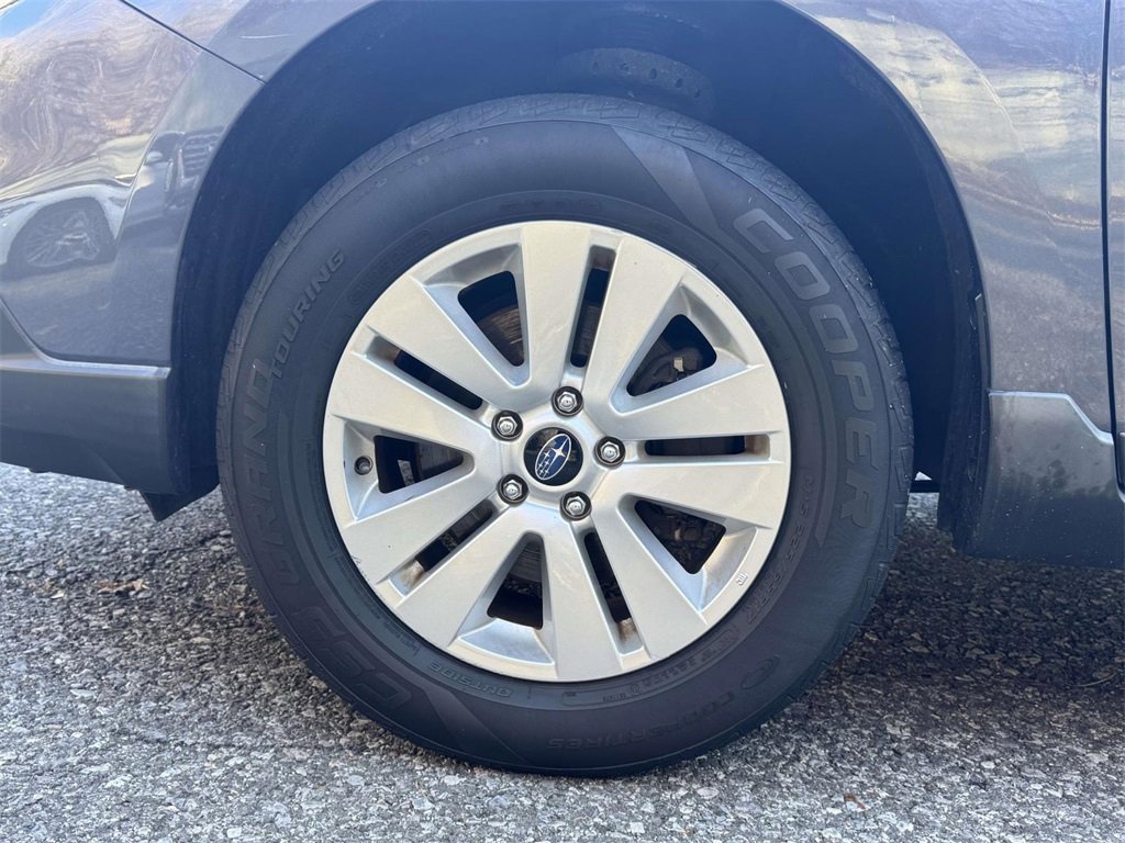 Used 2016 Subaru Outback 2.5i Premium image 9