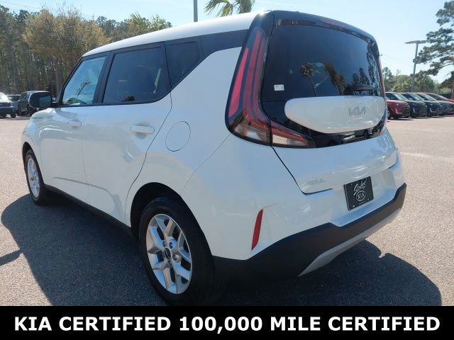 Certified 2025 Kia Soul LX w/ LX Technology Package FWD image 7