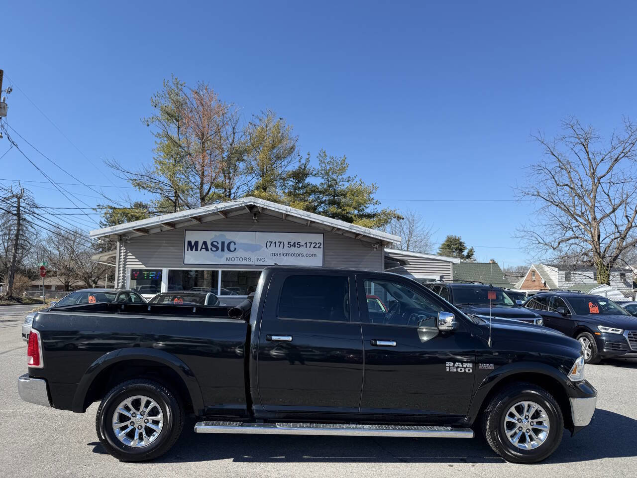 Used 2018 RAM 1500 Laramie w/ Convenience Group image 3