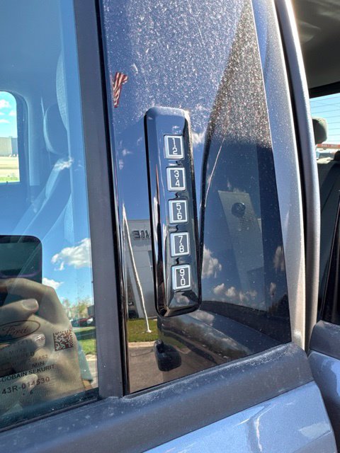 New 2026 Ford F250 XLT w/ XLT Premium Package AWD/4WD image 14