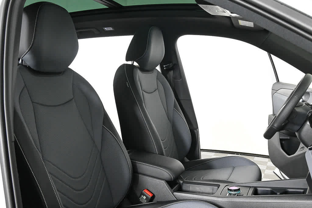 New 2026 Volkswagen Tiguan SE R-Line FWD image 21