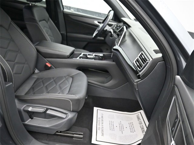 Used 2025 Volkswagen Atlas Cross Sport SE image 9