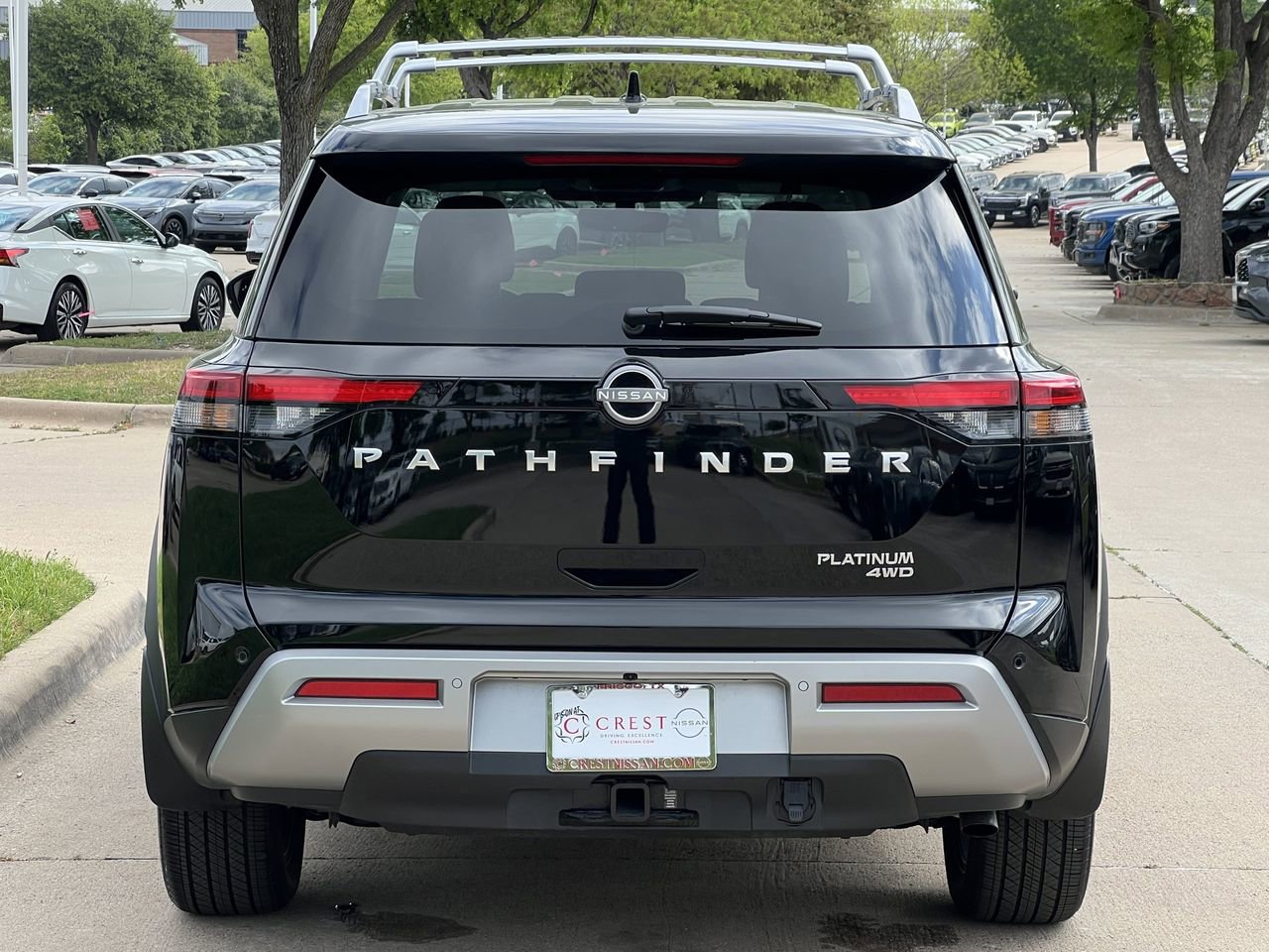 Certified 2025 Nissan Pathfinder Platinum w/ Cargo Package AWD/4WD image 5