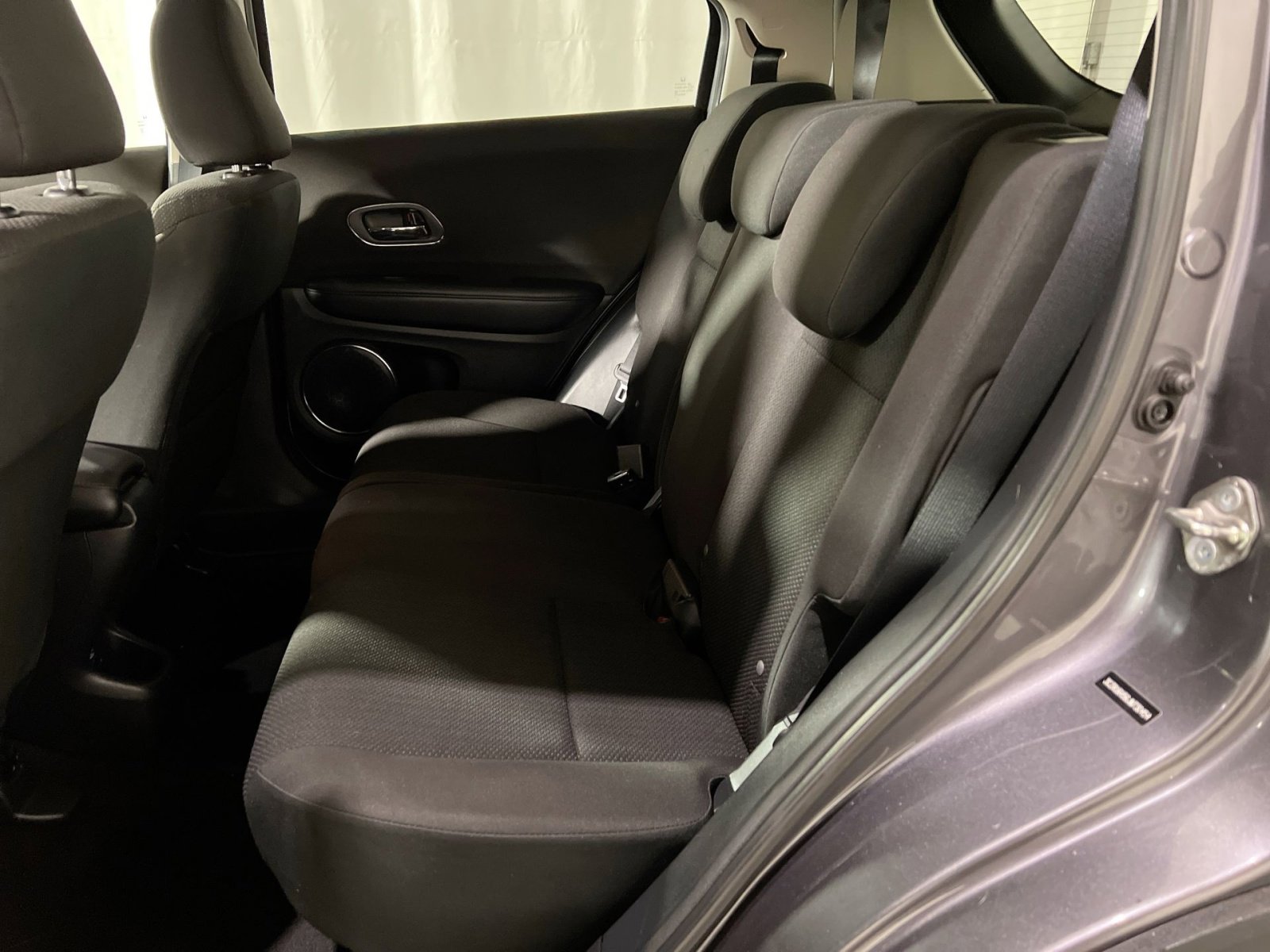 Used 2018 Honda HR-V EX image 24