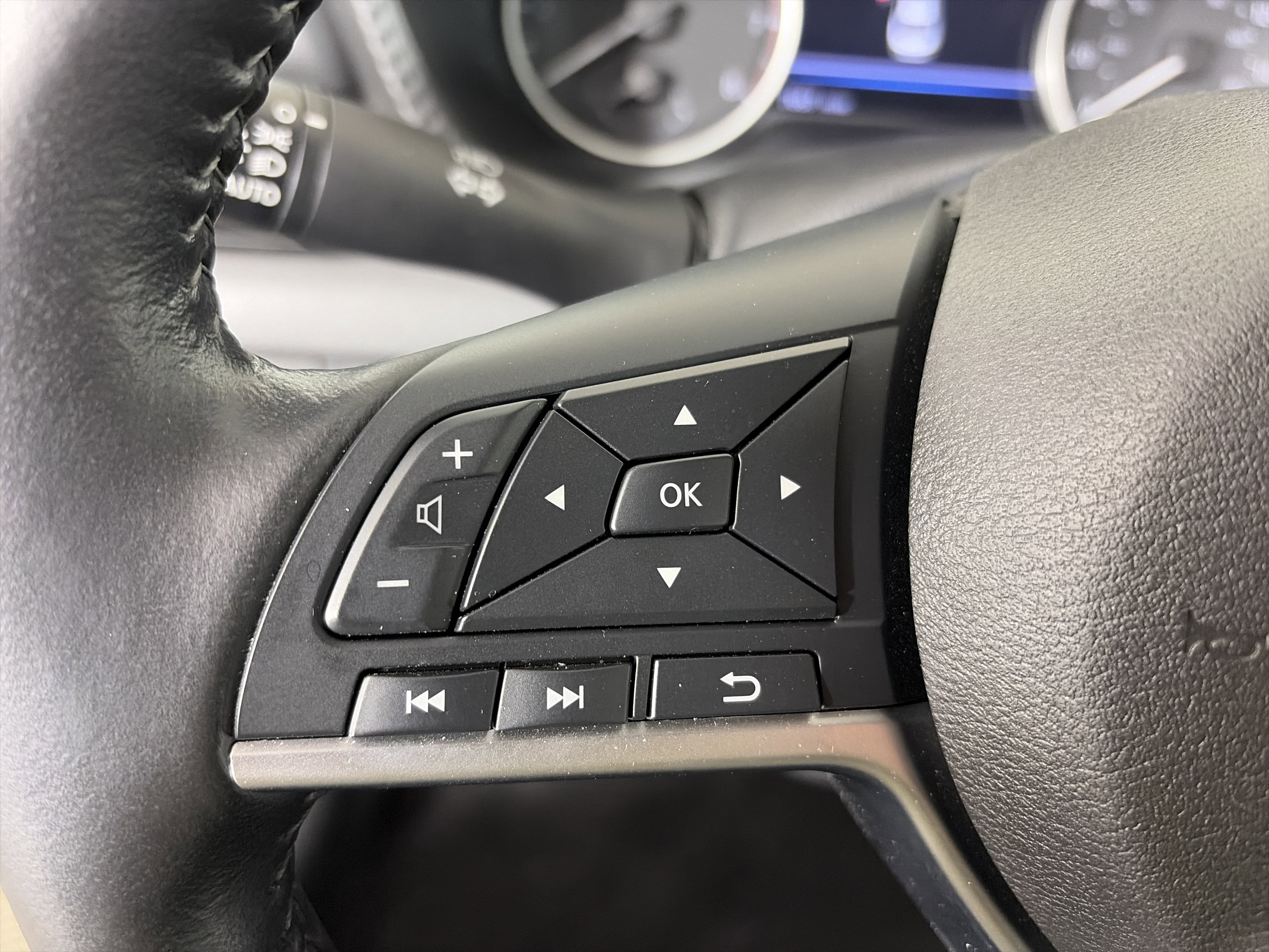 Certified 2023 Nissan Sentra SV w/ All-Weather Package image 27