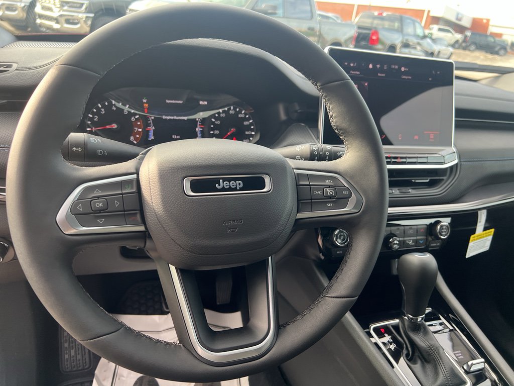 New 2026 Jeep Compass Latitude AWD/4WD image 9