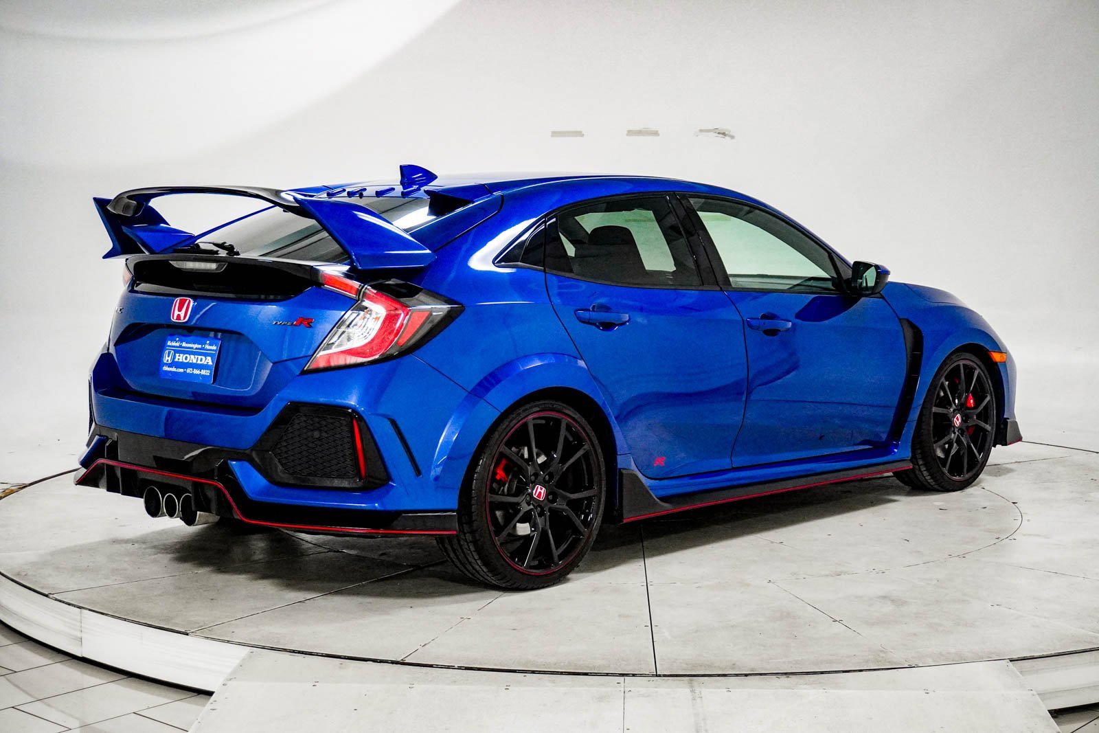 Used 2017 Honda Civic Type R image 11