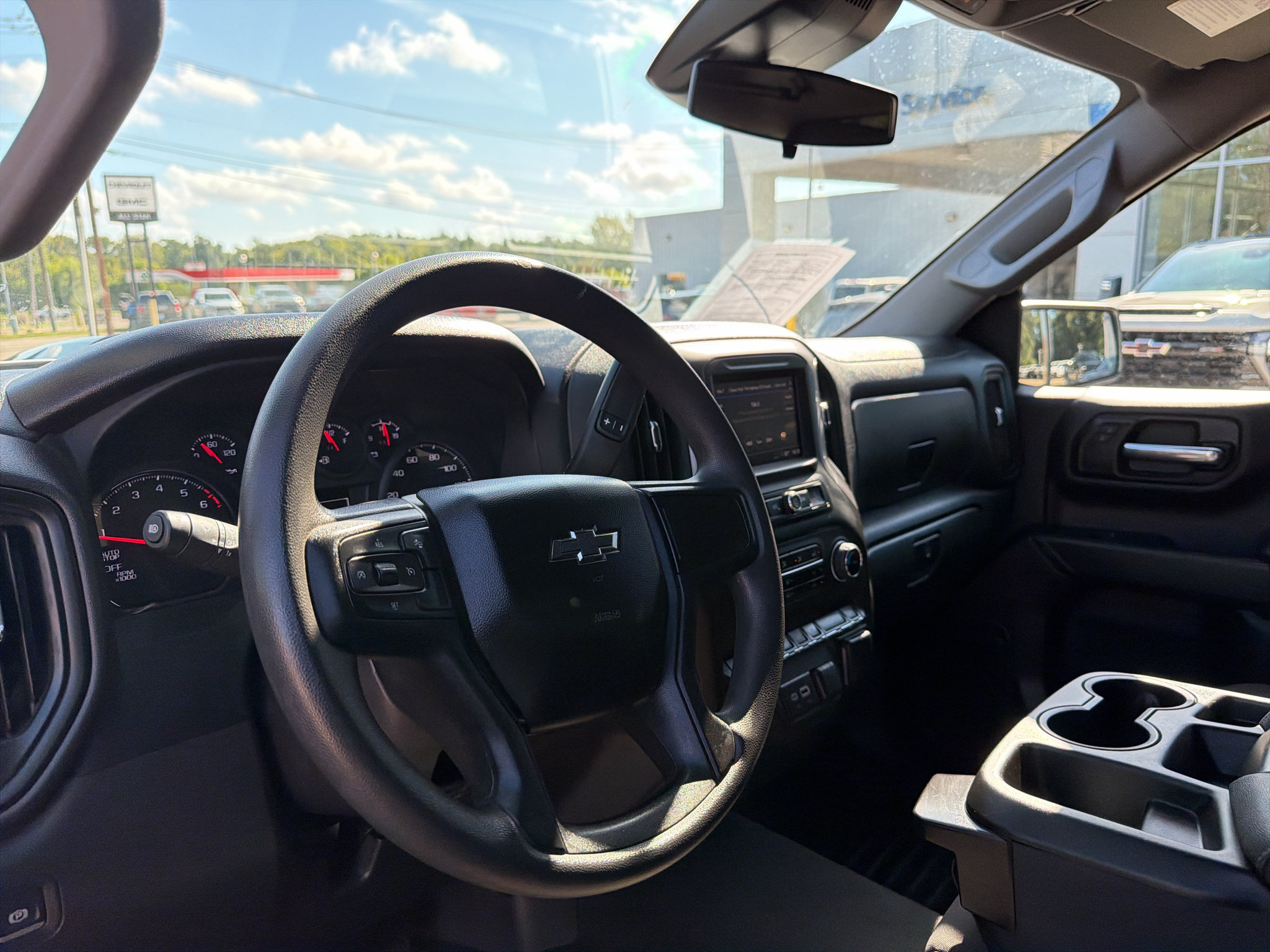 Used 2024 Chevrolet Silverado 1500 Custom Trail Boss w/ LPO, Dark Essentials Package AWD/4WD image 24