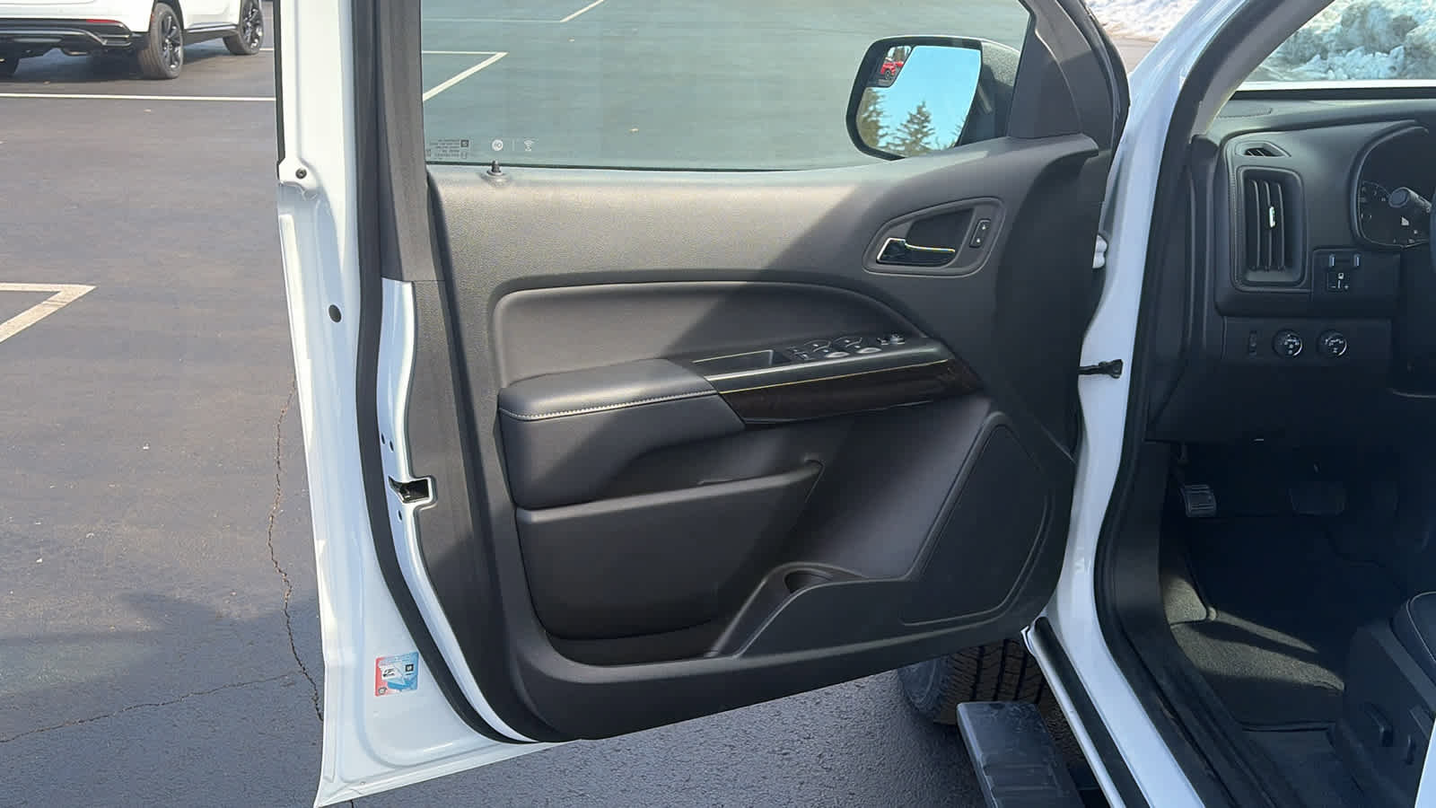 Certified 2022 GMC Canyon Elevation w/ Elevation Premium Package image 5