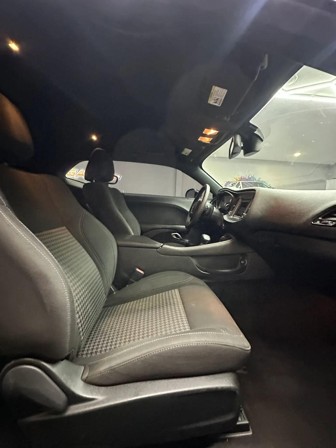 Used 2018 Dodge Challenger SXT RWD image 23