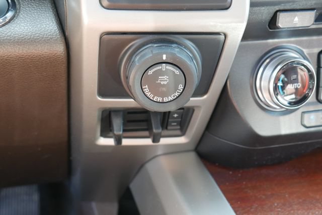 Used 2018 Ford F150 King Ranch w/ Equipment Group 601A Luxury AWD/4WD image 22