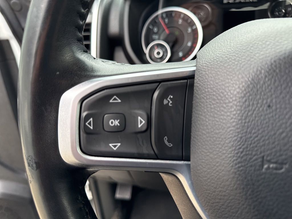 Used 2024 RAM 2500 Big Horn AWD/4WD image 32