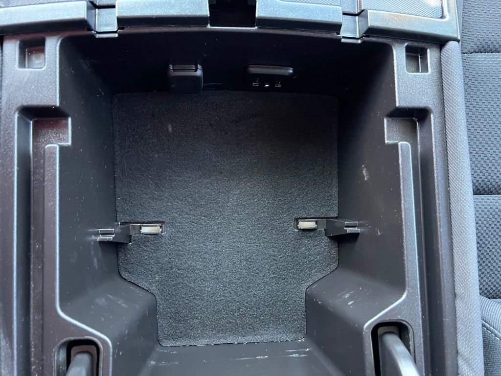 Used 2018 Chevrolet Silverado 1500 LT w/ LT Convenience Package image 26