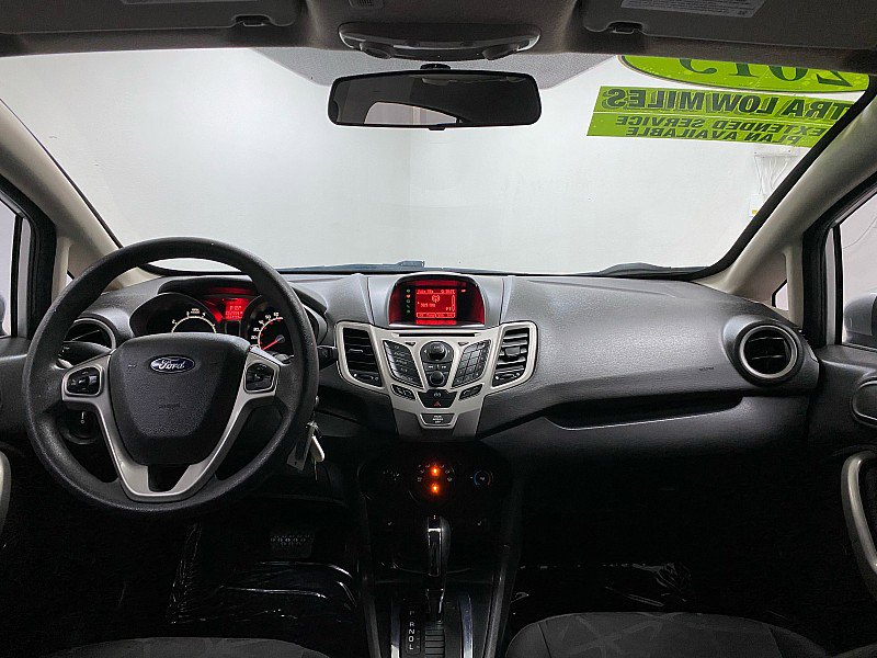 Used 2013 Ford Fiesta SE image 20