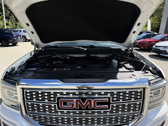 Used 2018 GMC Sierra 1500 Denali w/ Denali Ultimate Package AWD/4WD image 15