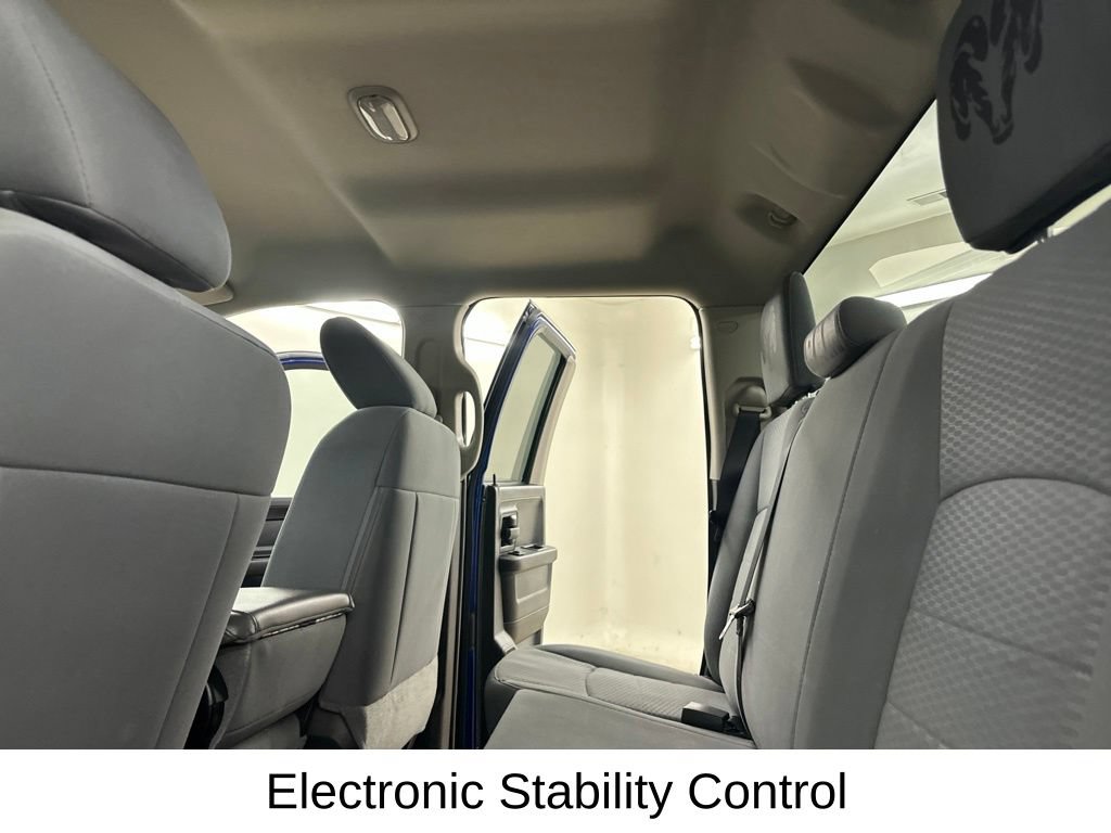 Used 2014 RAM 1500 Express AWD/4WD image 32