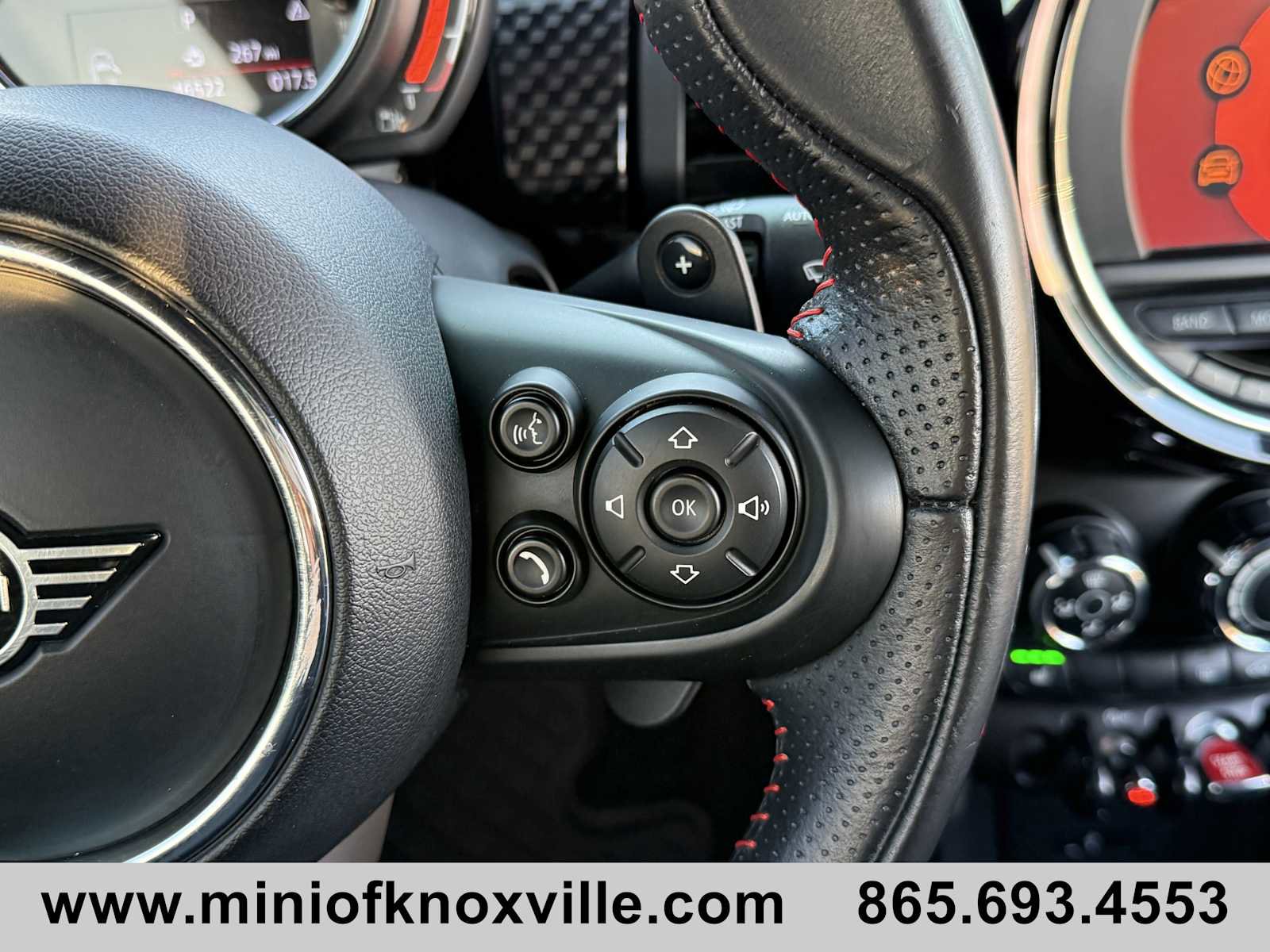 Used 2019 MINI Cooper S w/ Signature Upholstery Package image 25