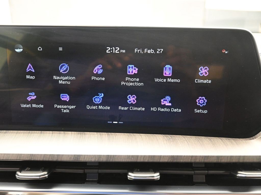 Used 2025 Kia Telluride SX image 11