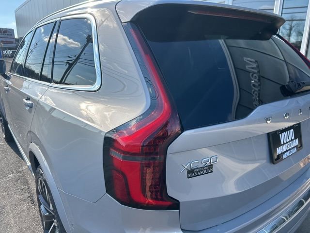 Certified 2025 Volvo XC90 B6 Plus image 10
