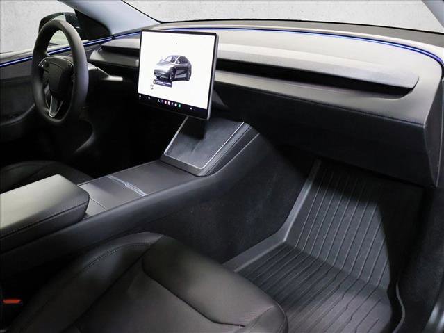 Used 2026 Tesla Model Y Long Range AWD/4WD image 30