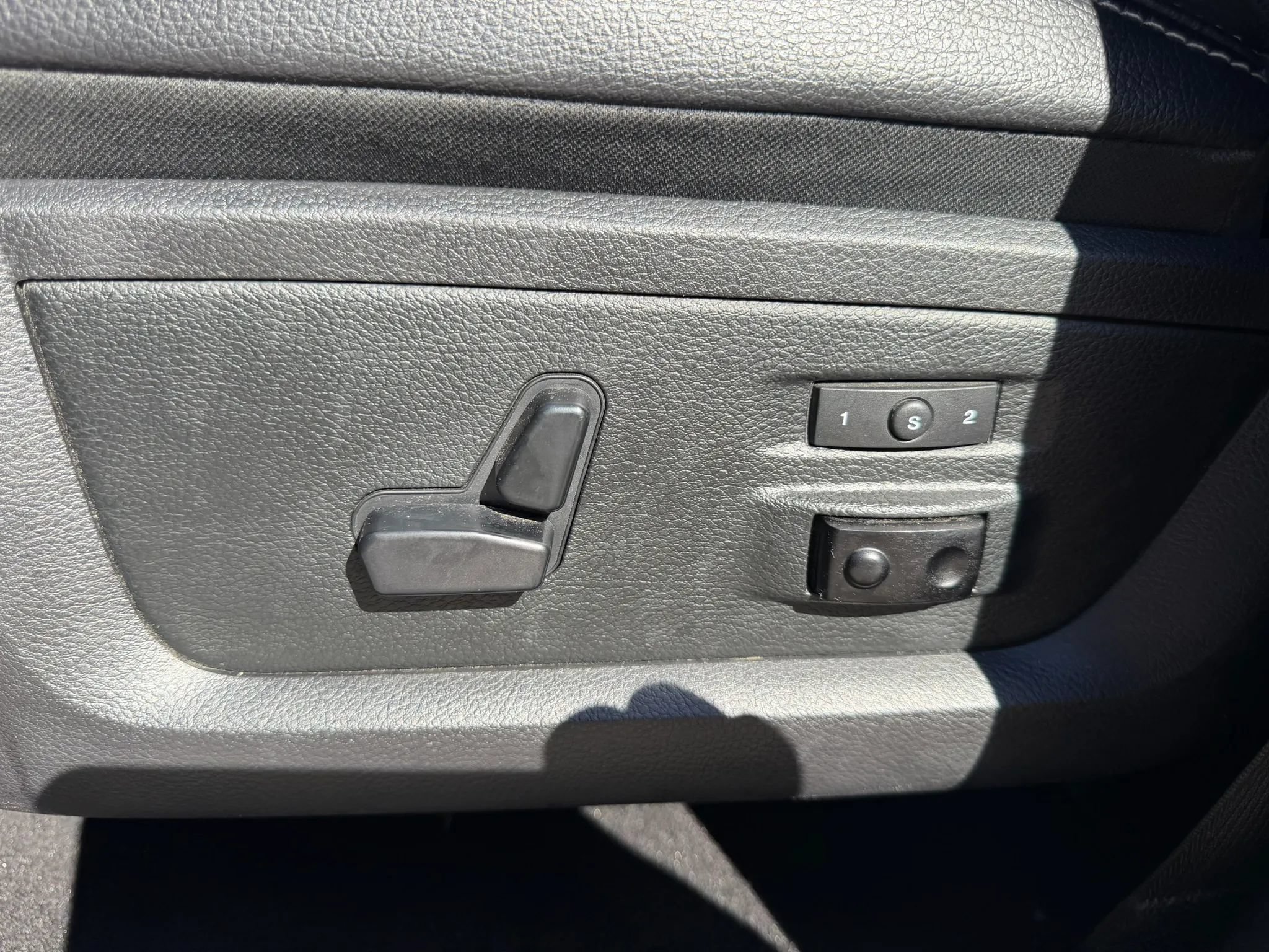 Used 2018 RAM 2500 Laramie AWD/4WD image 14