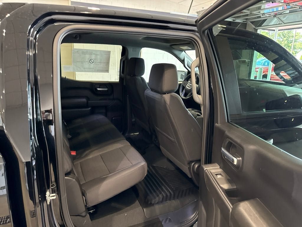 New 2026 GMC Sierra 1500 Pro w/ Graphite Edition AWD/4WD image 16