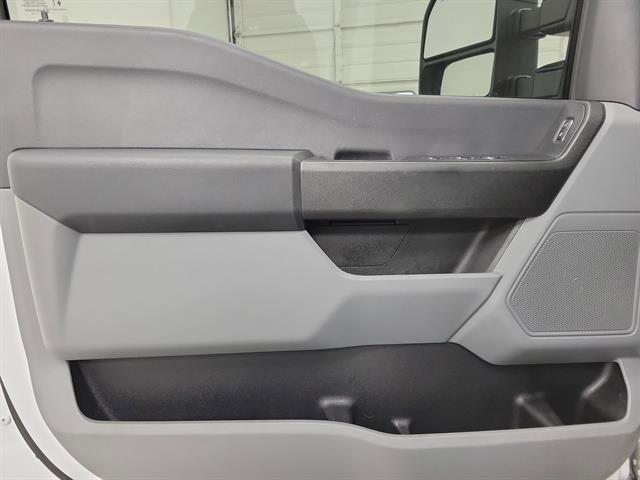 Used 2023 Ford F250 XL w/ XL Off-Road Package AWD/4WD image 16