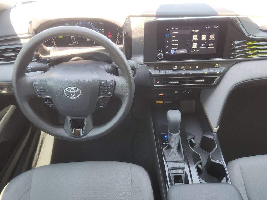 Used 2026 Toyota Camry LE w/ Convenience Package FWD image 19