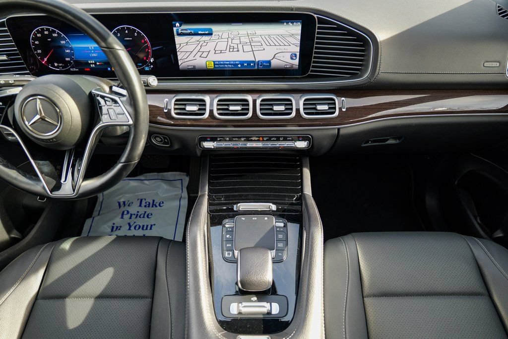 Used 2025 Mercedes-Benz GLS 450 4MATIC image 46