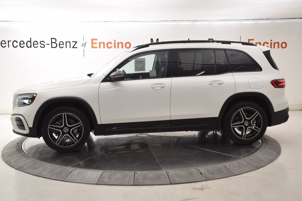 Certified 2024 Mercedes-Benz GLB 250 4MATIC w/ Pinnacle Package image 3