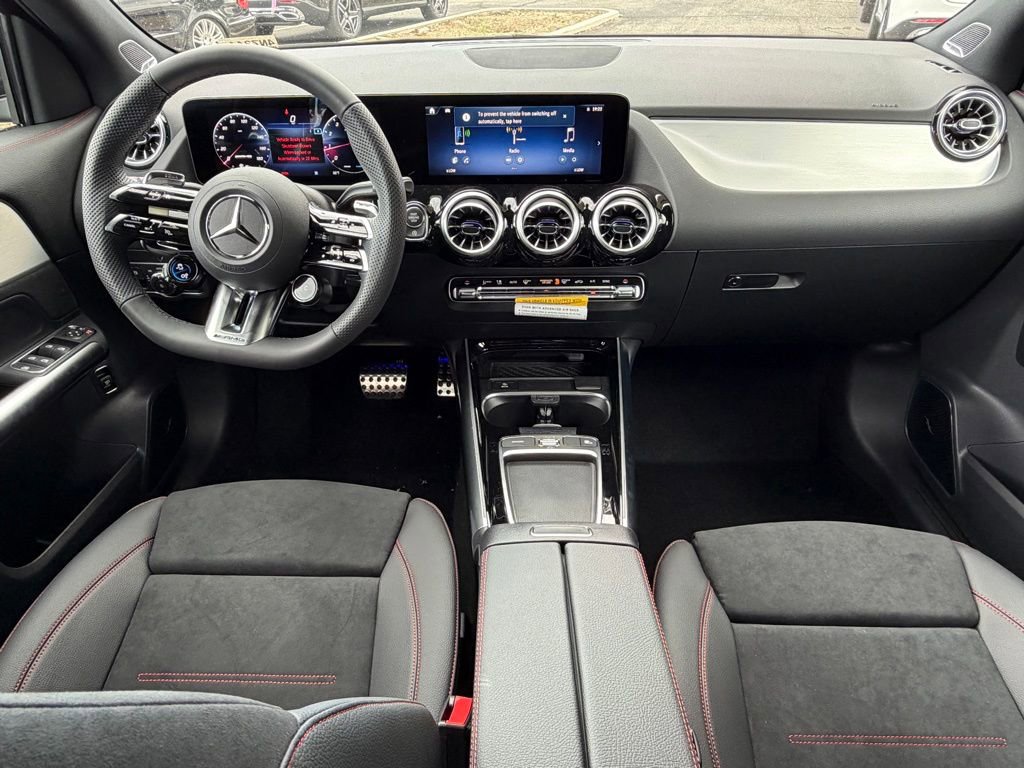 New 2026 Mercedes-Benz GLA 35 AMG 4MATIC image 30