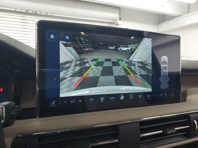 Used 2025 Lincoln Corsair Grand Touring image 25