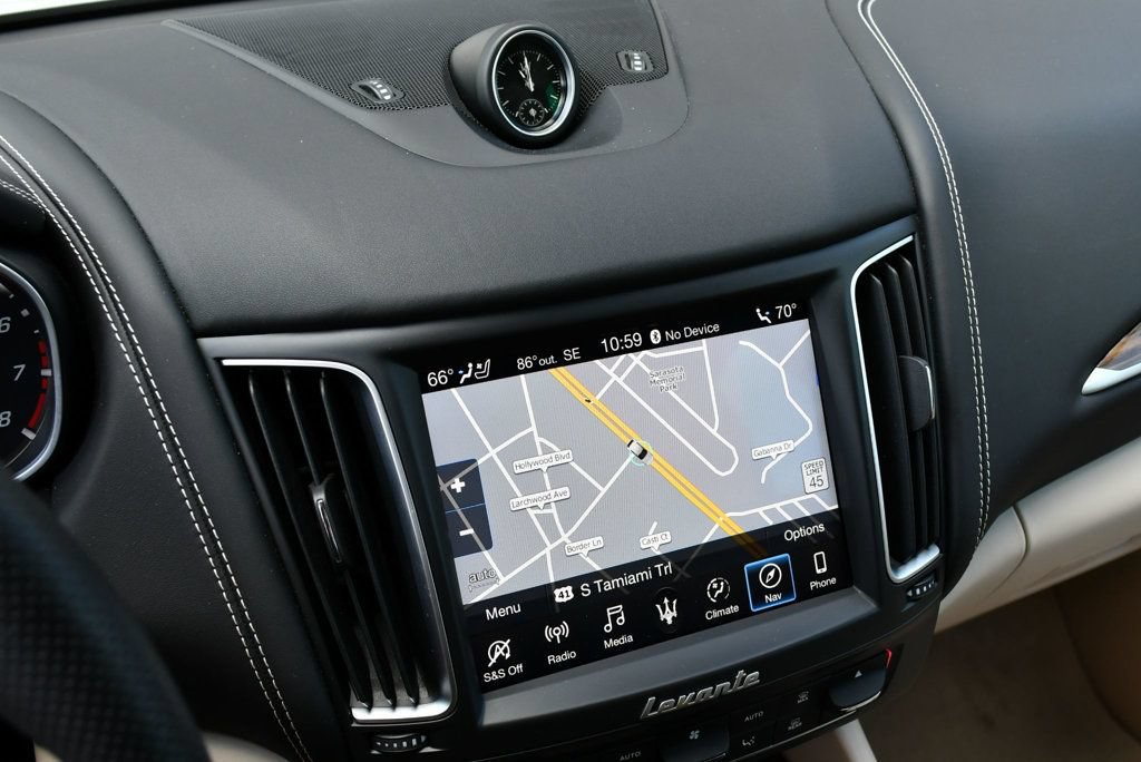 Used 2019 Maserati Levante S GranSport AWD/4WD image 13