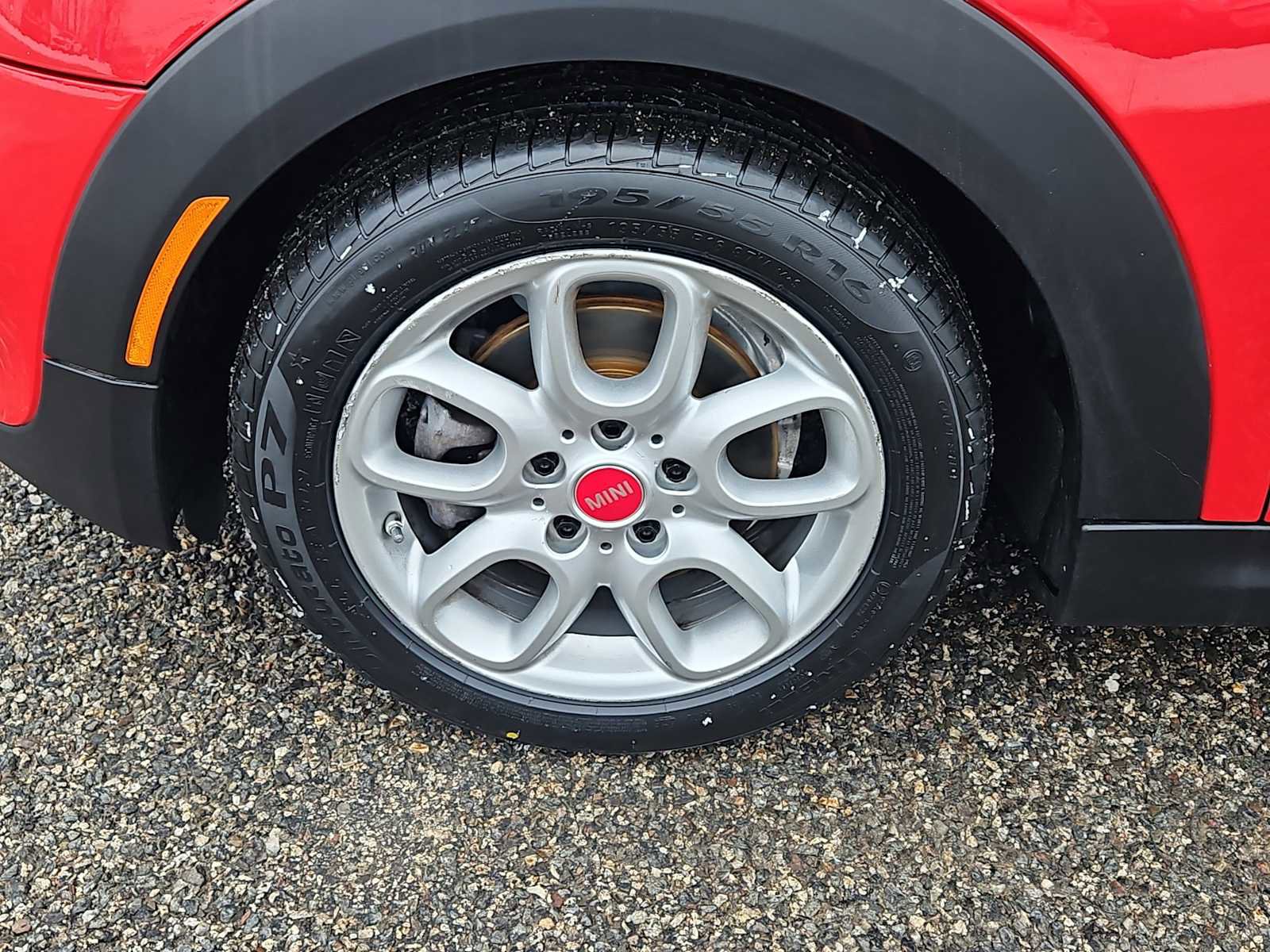 Used 2021 MINI Cooper 2-Door Hardtop w/ 6.5" Touchscreen Package image 8