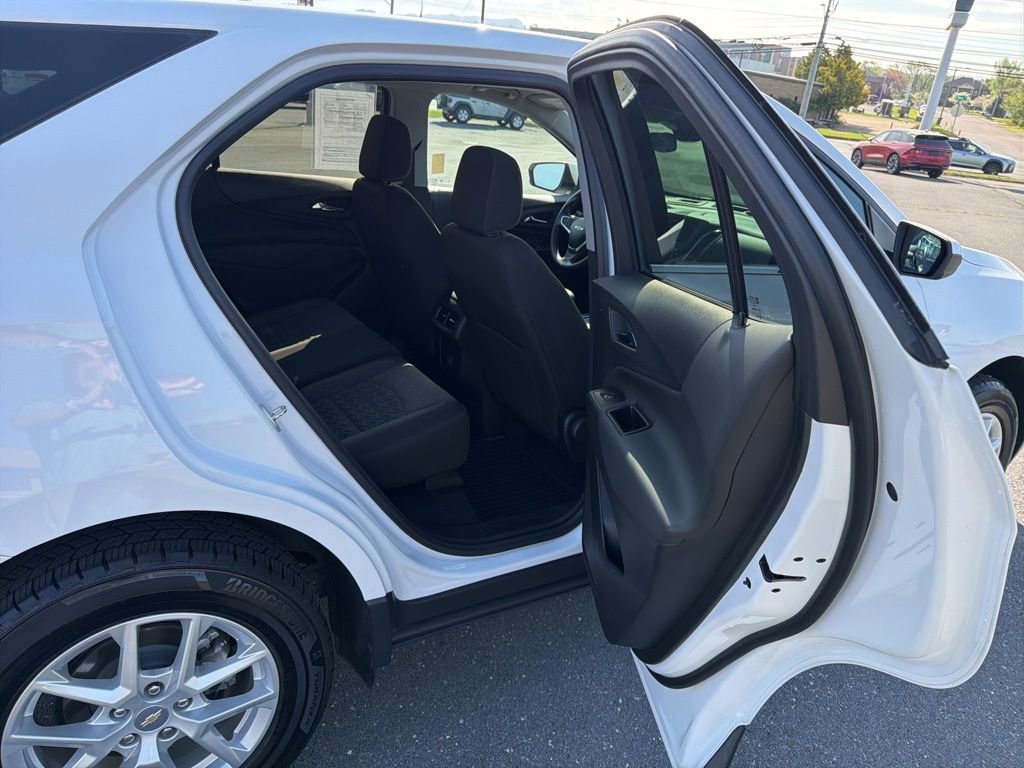 Used 2022 Chevrolet Equinox LT AWD/4WD image 19